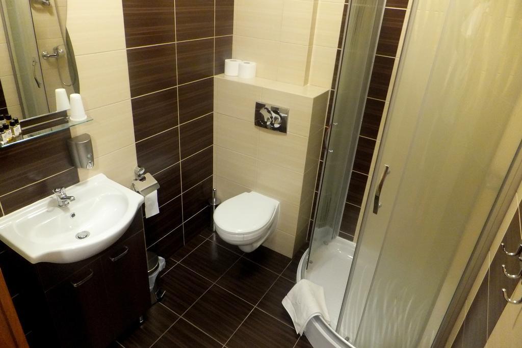 Licheń Hotel Stara Gorzelnia חדר תמונה