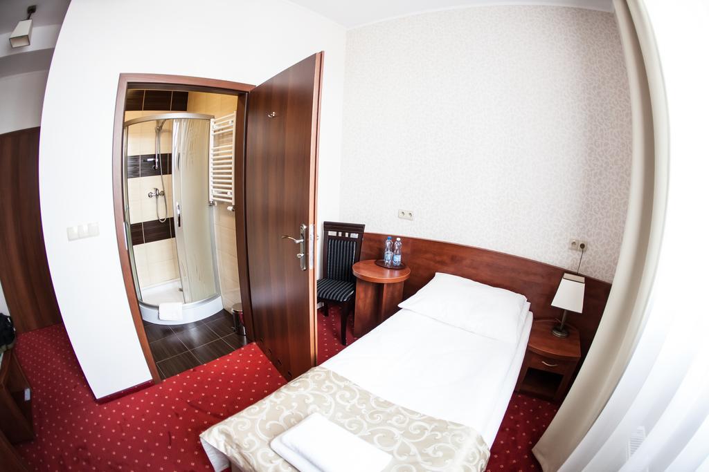 Licheń Hotel Stara Gorzelnia חדר תמונה